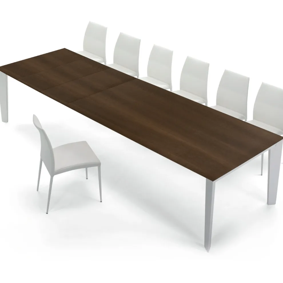 Tisch aus furniertem Holz, ausziehbar bis 325 cm, hergestellt in Italien – 70er Jahre