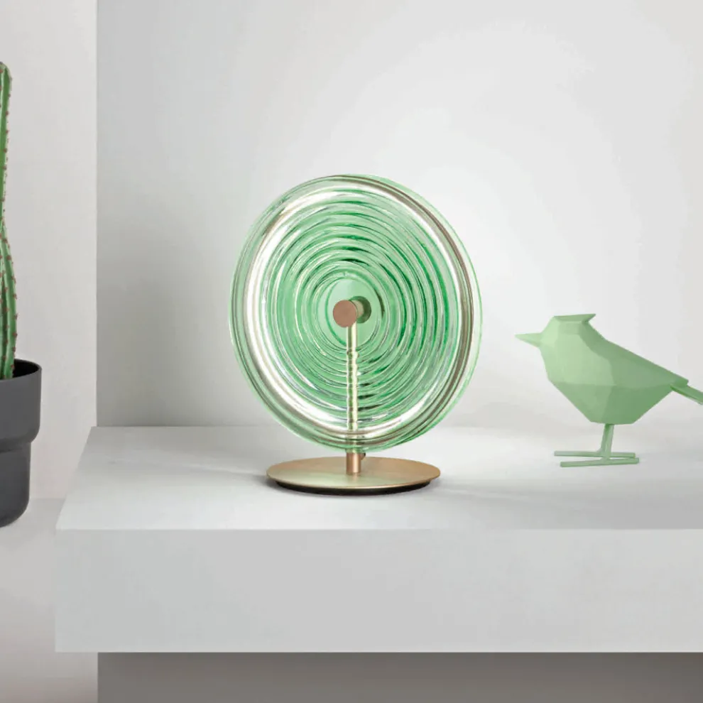 Tischlampe aus Metall und Glas mit konzentrischen Linien verziert - Hackberry