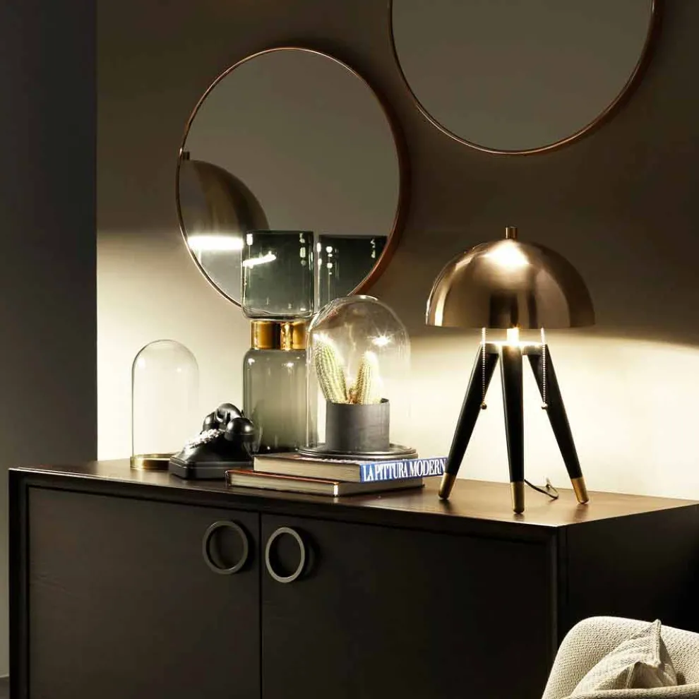 Tischlampe aus schwarzem Metall und gebürstetem Messing Made in Italy - Peter