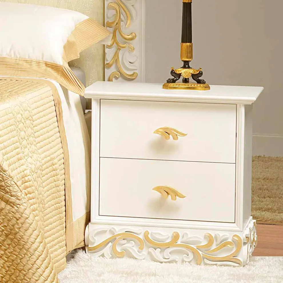 Nachtschrank weiß mit 2 Schubladen und Deko in Gold Kush