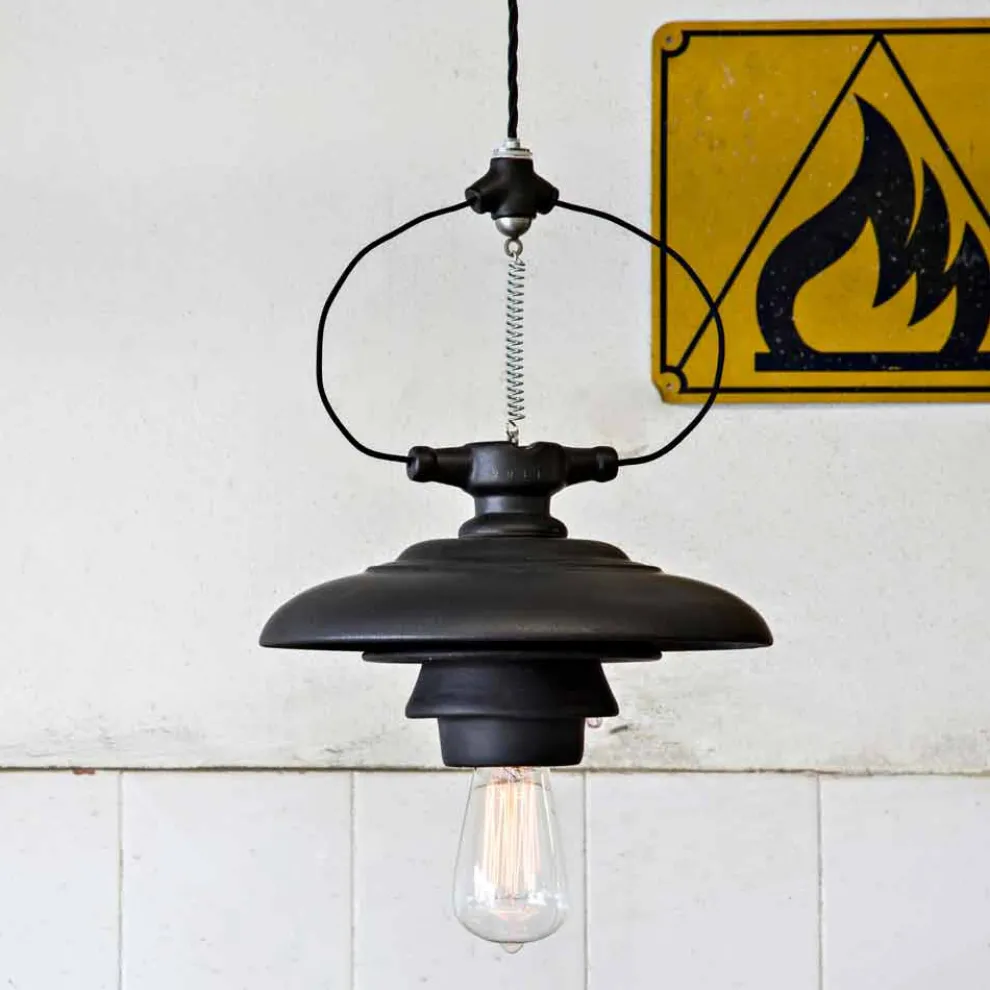 Toscot Battersea Pendelleuchte Lotosblume aus Keramik