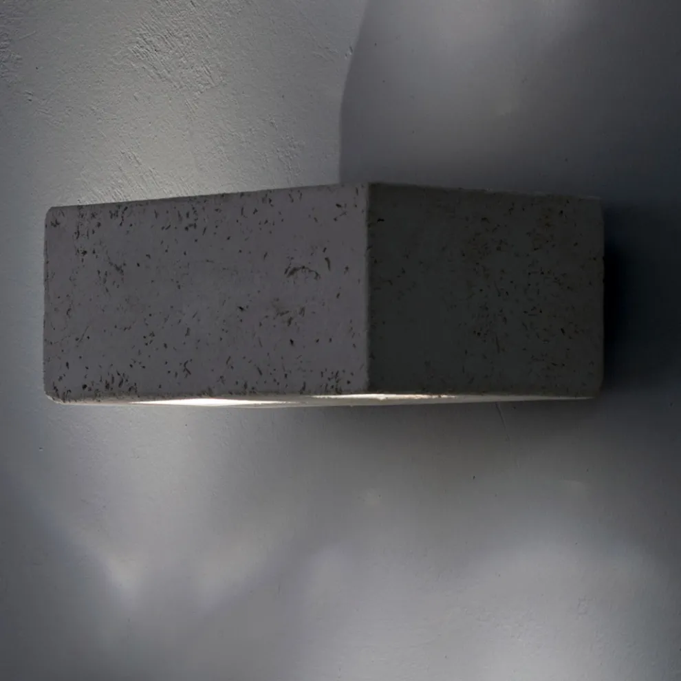 Toscot Smith LED-Gartenwandleuchte aus Terrakotta, hergestellt in der Toskana