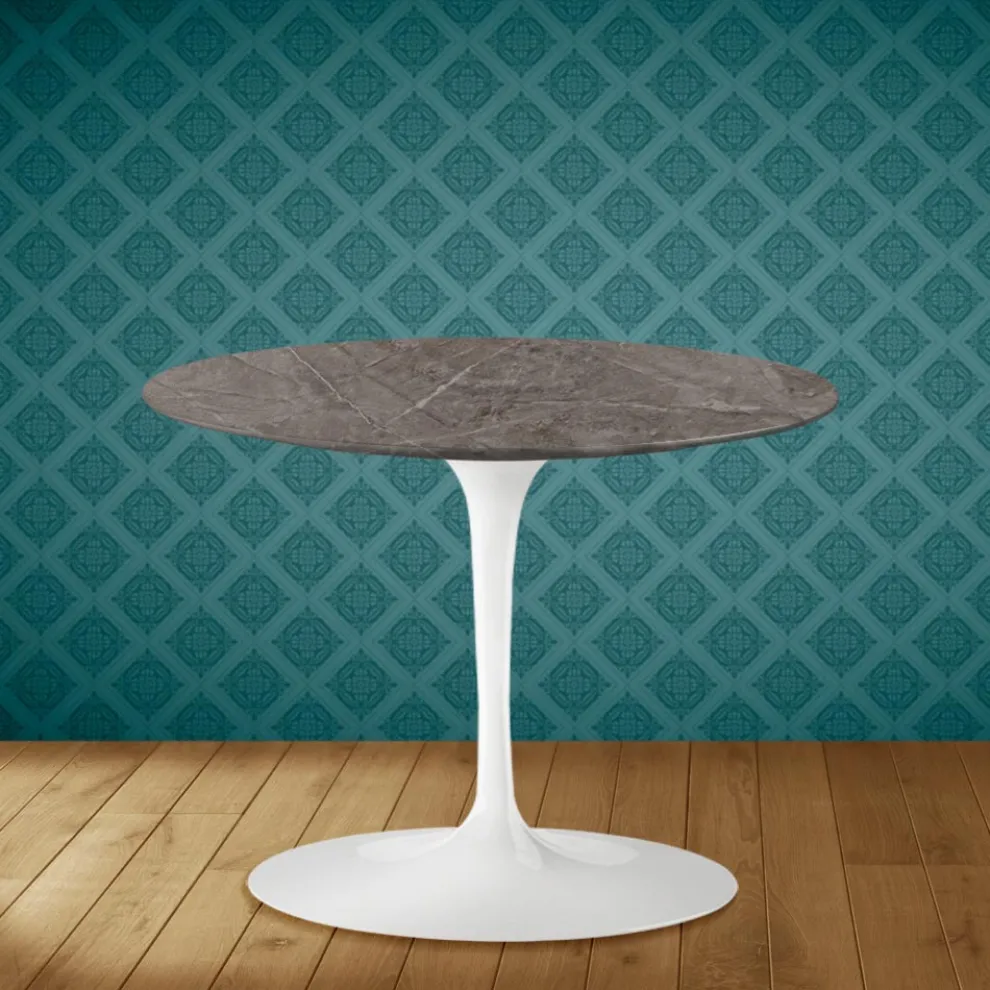 Tulip Eero Saarinen H 41 Couchtisch aus Kira-Keramik, hergestellt in Italien – Scarlet