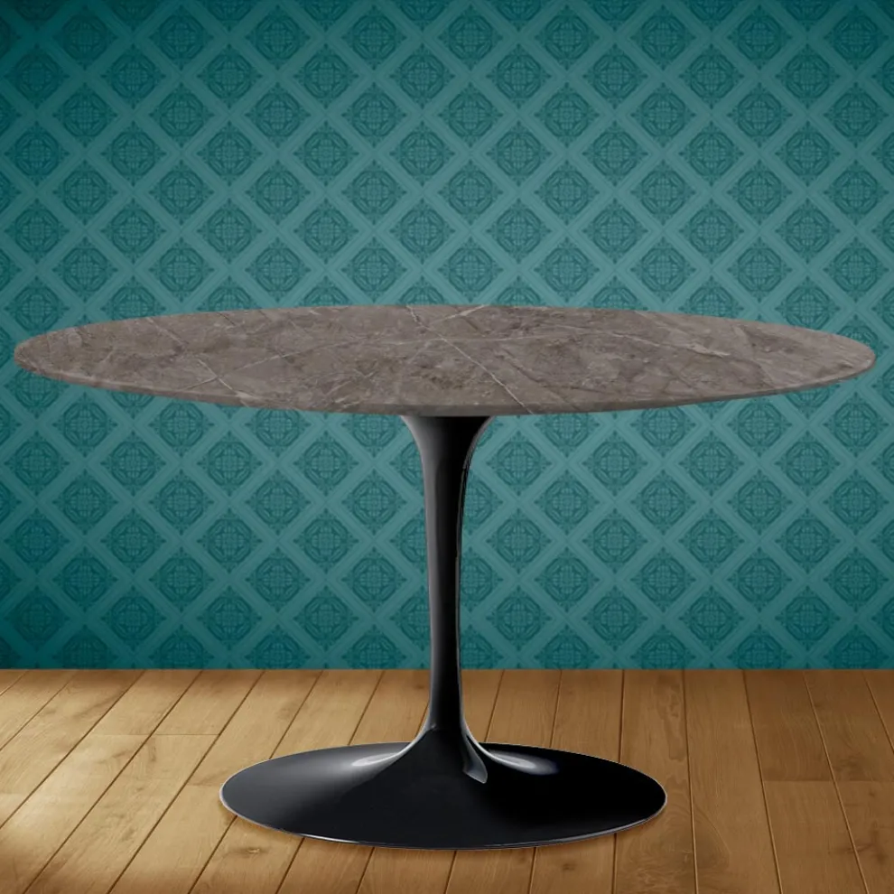 Tulip Eero Saarinen H 41 Ovaler Couchtisch aus Kira-Keramik, hergestellt in Italien – Scarlet