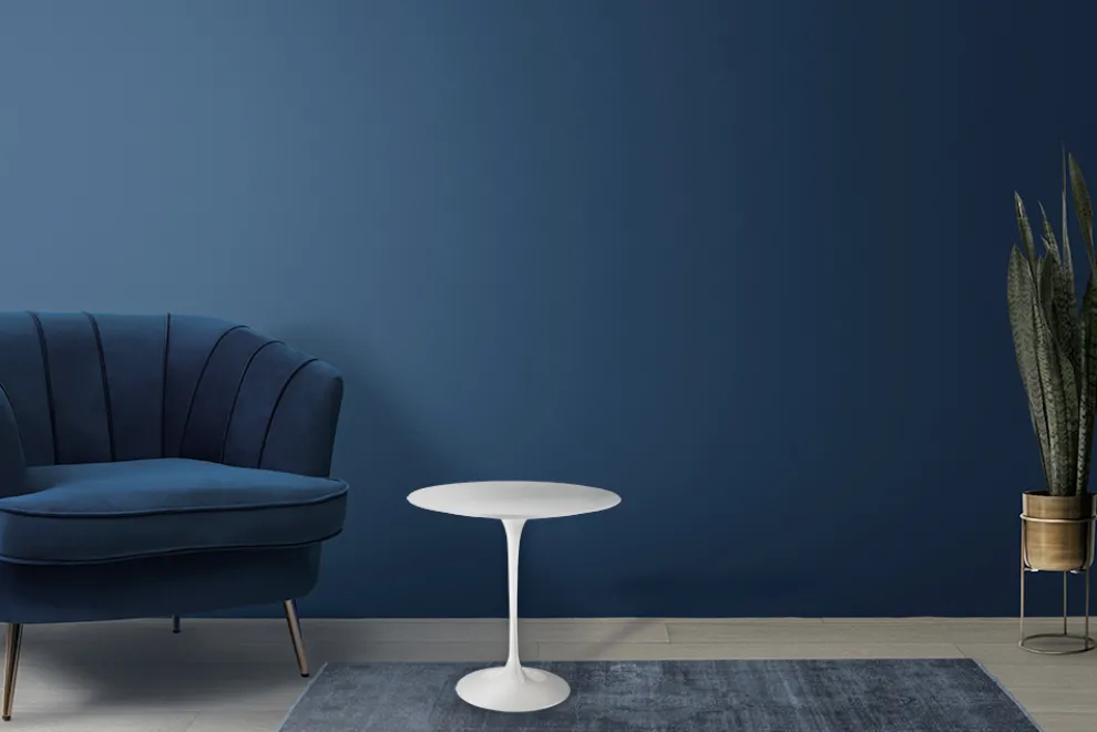 Tulip Eero Saarinen H 52 Couchtisch aus weißem Flüssiglaminat, hergestellt in Italien – Scarlet