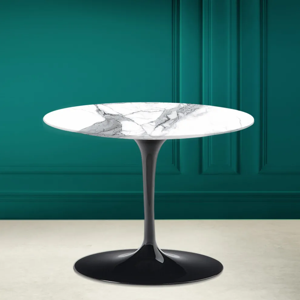 Tulip Eero Saarinen H 41 Couchtisch aus Keramikstatuen Altissimo, hergestellt in Italien – Scarlet