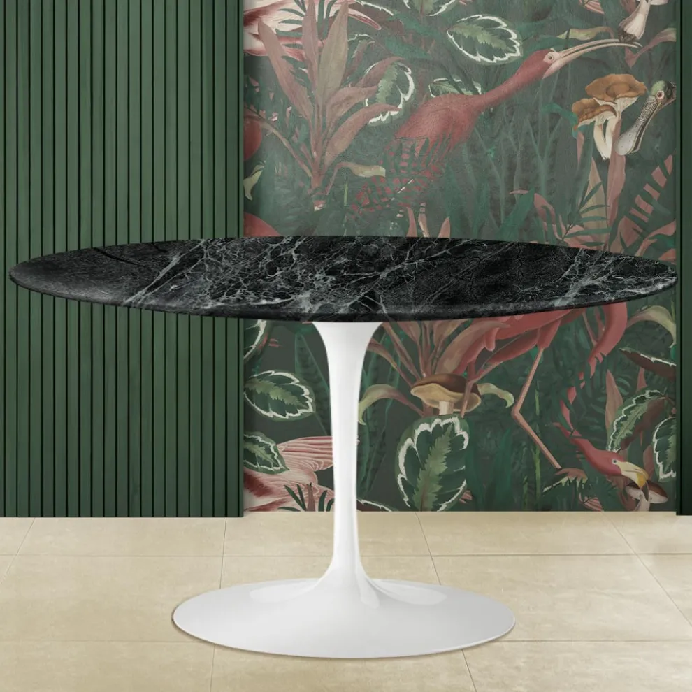 Tulip Eero Saarinen H 41 Ovaler Couchtisch mit grüner Alpen-Marmorplatte, hergestellt in Italien – Scarlet