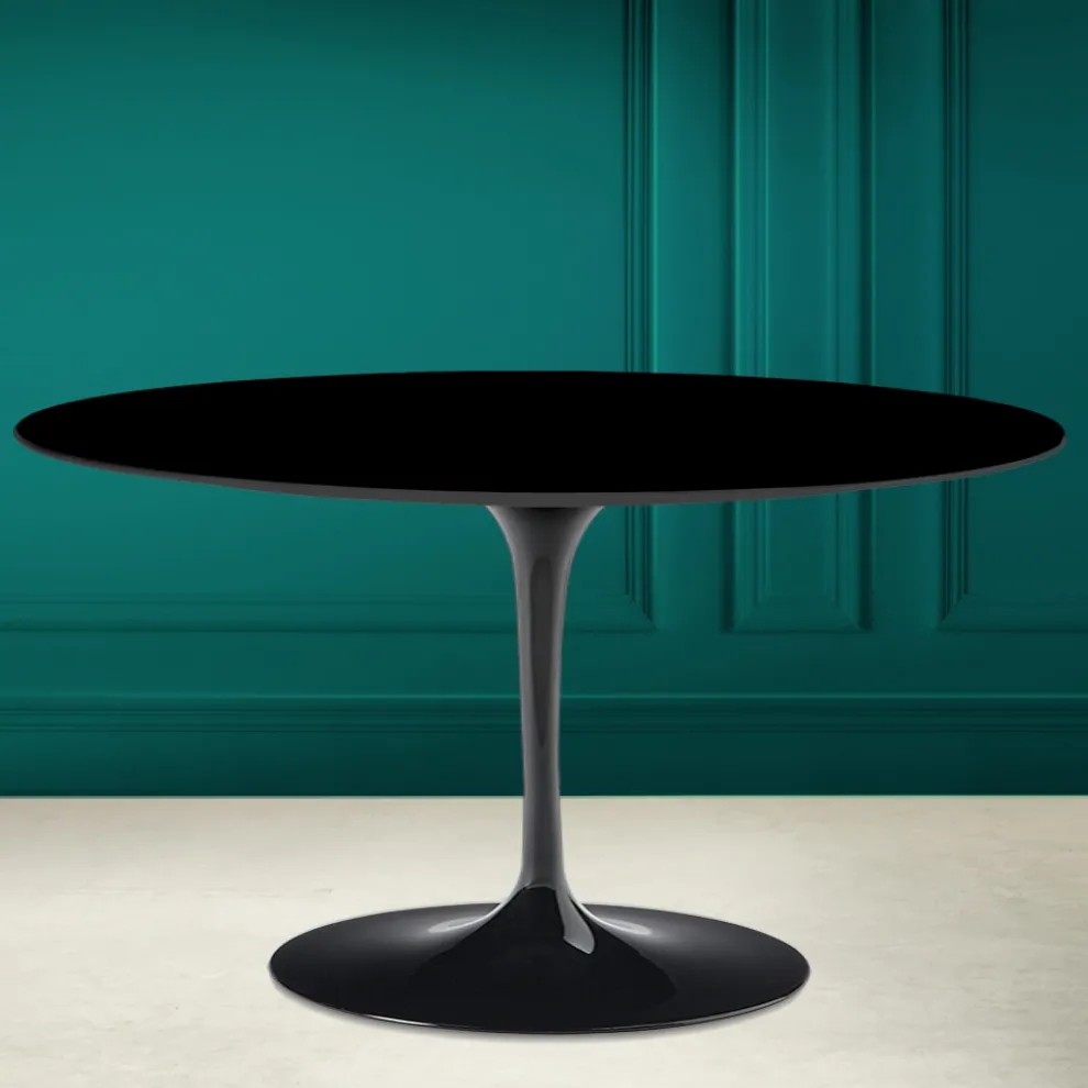 Tulip Saarinen H 41 Ovaler Couchtisch aus absolut schwarzer Keramik, hergestellt in Italien – Scarlet