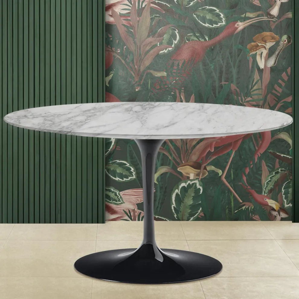 Tulip Saarinen H 41 Couchtisch mit arabesker Marmorplatte, hergestellt in Italien – Scarlet