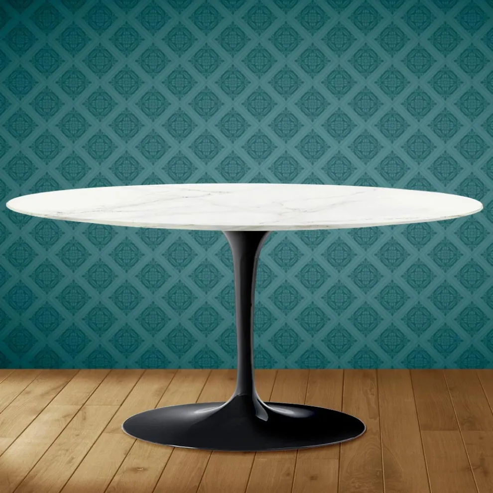 Tulip Saarinen Ovaler Couchtisch H 41 aus Rem-Keramik, hergestellt in Italien – Scarlet