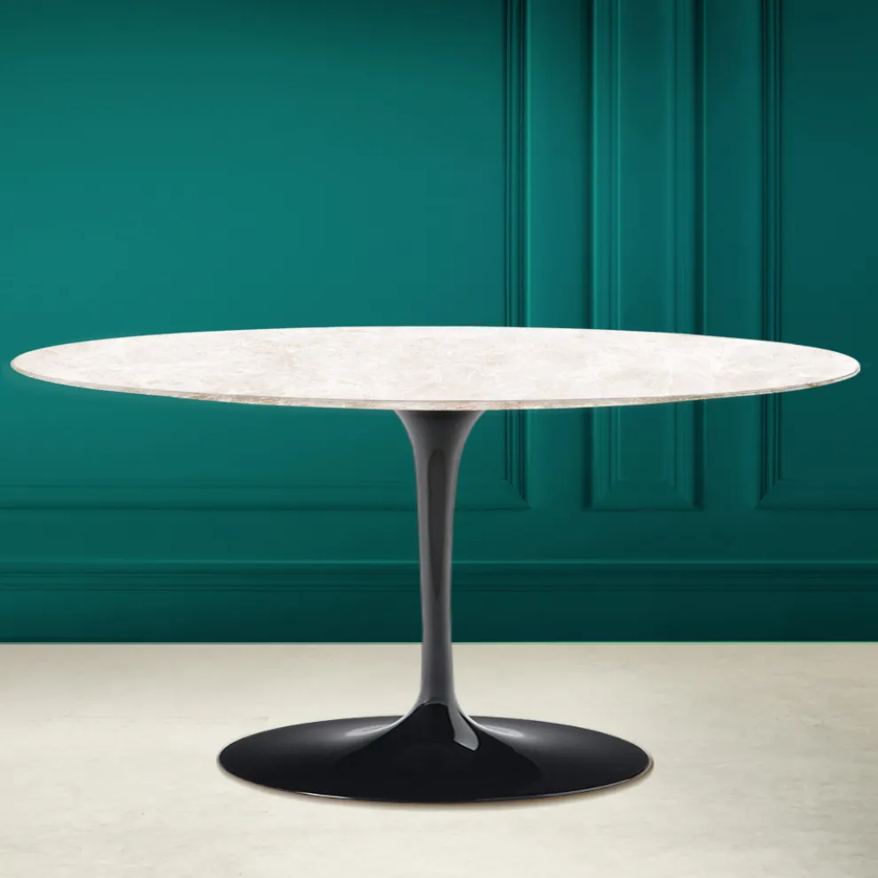 Tulip Saarinen Ovaler Couchtisch H 41 aus Diamantcreme-Keramik, hergestellt in Italien – Scarlet