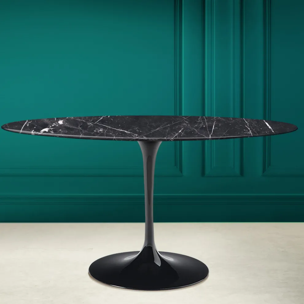 Tulpentisch Eero Saarinen H 74 Oval in Keramik Marquinia Made in Italy - Scharlachrot