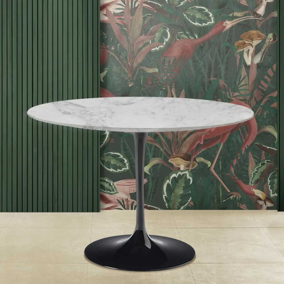 Tulpentisch Eero Saarinen H 74 Rund aus Arabescato-Marmor Made in Italy - Scharlachrot