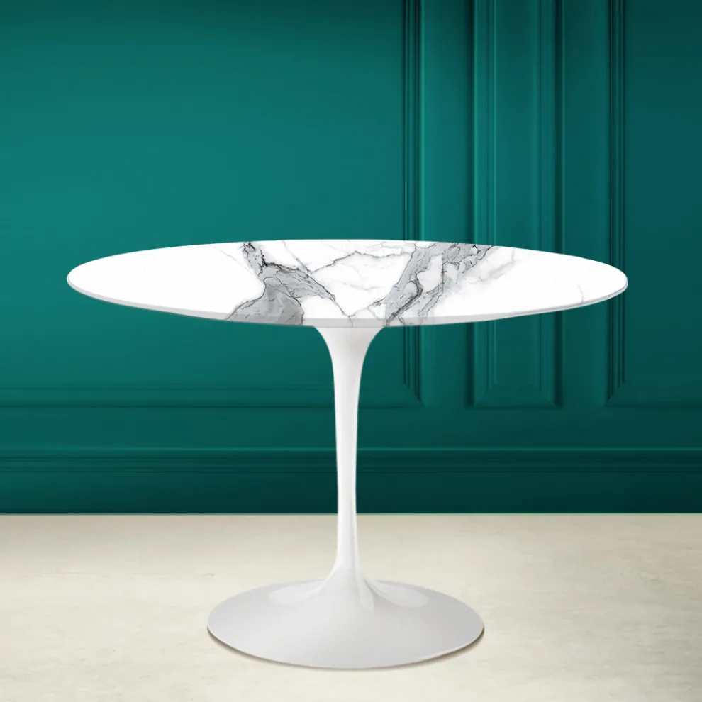 Tulpentisch Saarinen H 73 Rund Keramik Statuario Altissimo Made in Italy - Scharlachrot