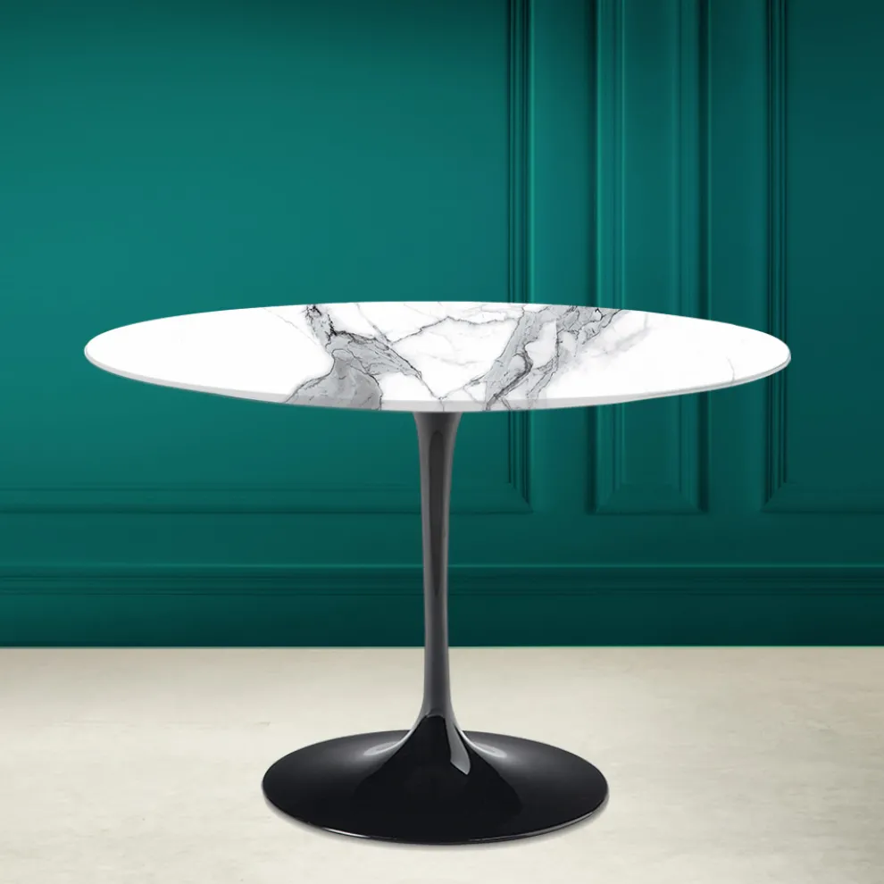 Tulpentisch Saarinen H 73 Rund Keramik Statuario Altissimo Made in Italy - Scharlachrot