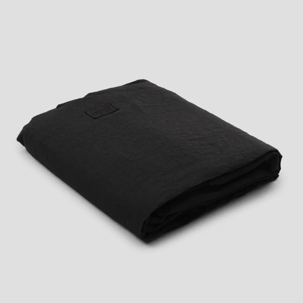 Doppelblätter mit Ecken aus schwarzem Leinen, Butter oder altem Gesso - Fiumano