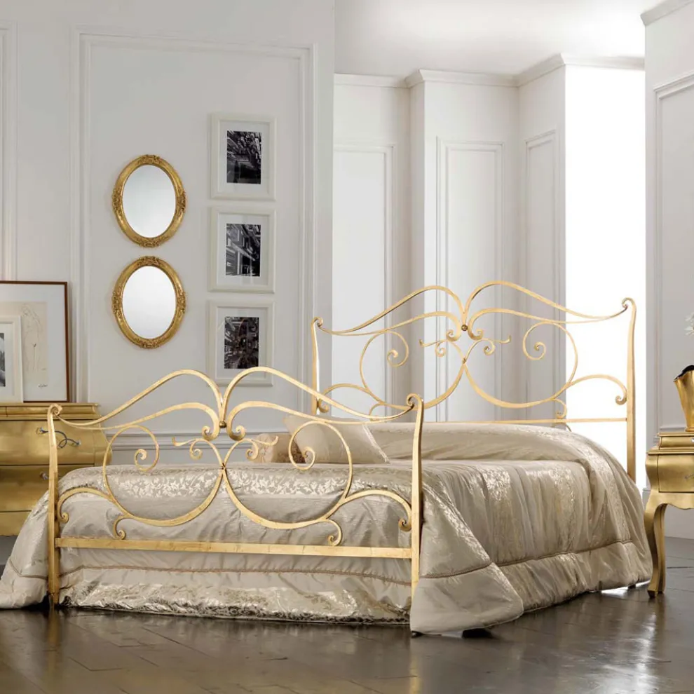 Doppelbett mit passendem Fußteil aus Eisen, hergestellt in Italien – Penny