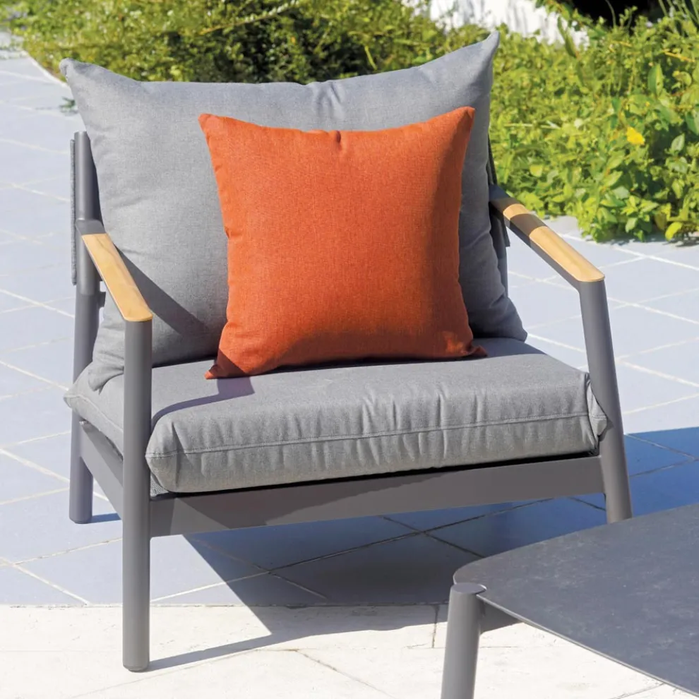 Gartenlounge mit 2 Sesseln, 1 Sofa und 1 Aluminiumtisch - Minni