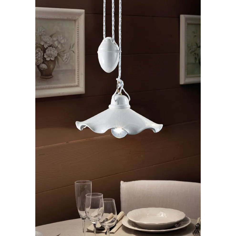 Ups and Down Pendelleuchte aus gewellter glänzender Keramik - Belluno