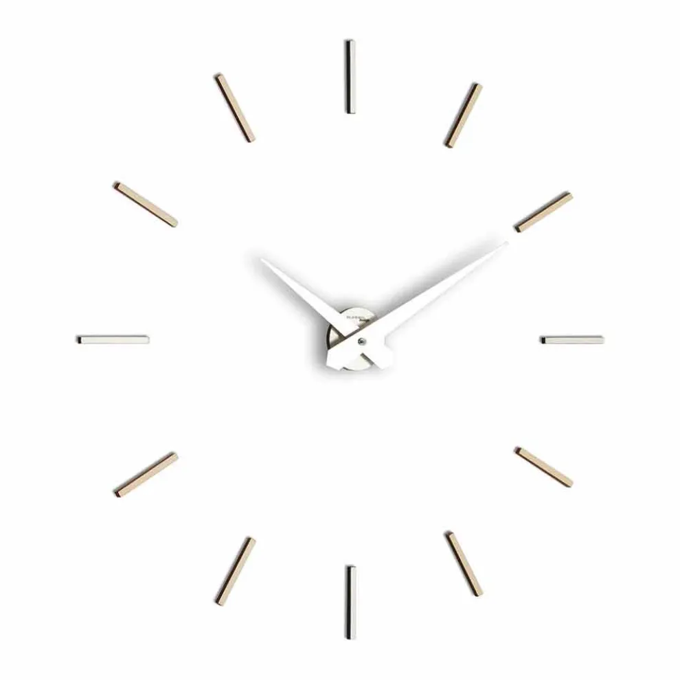 moderne Wanduhr mit Stundenschlag aus Mineralglas Dino Modell