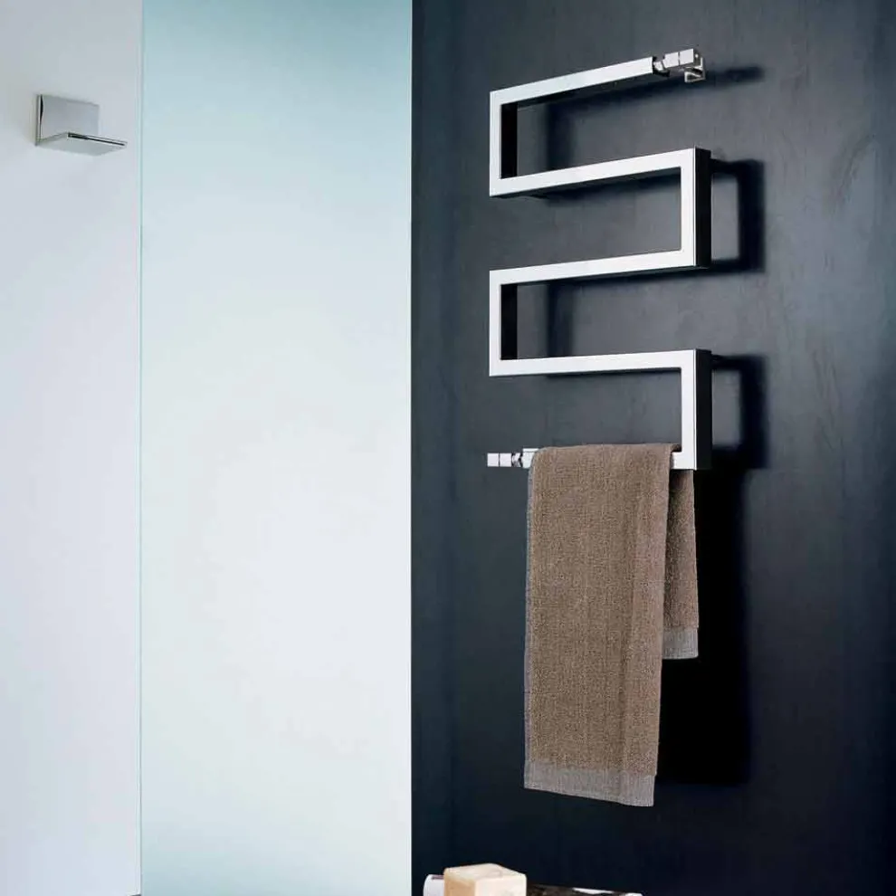 Verchromter Heizkörper hydraulisch in modernem Design Snake Scirocco H