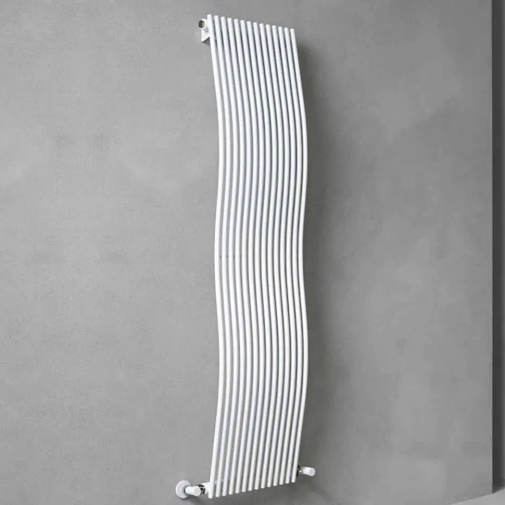 Vertikaler Badezimmerheizkörper Modernes Design Wellig 1181 Watt - Tucano