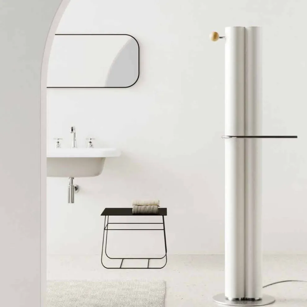 Vertikaler Design-Badezimmerheizkörper Elektrischer Boden 450 Watt - Ottolungo