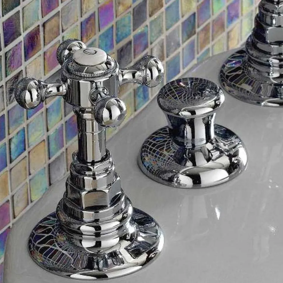 Vintage Messing Design Bidet Wasserhahn mit interner Lieferung - Elisea