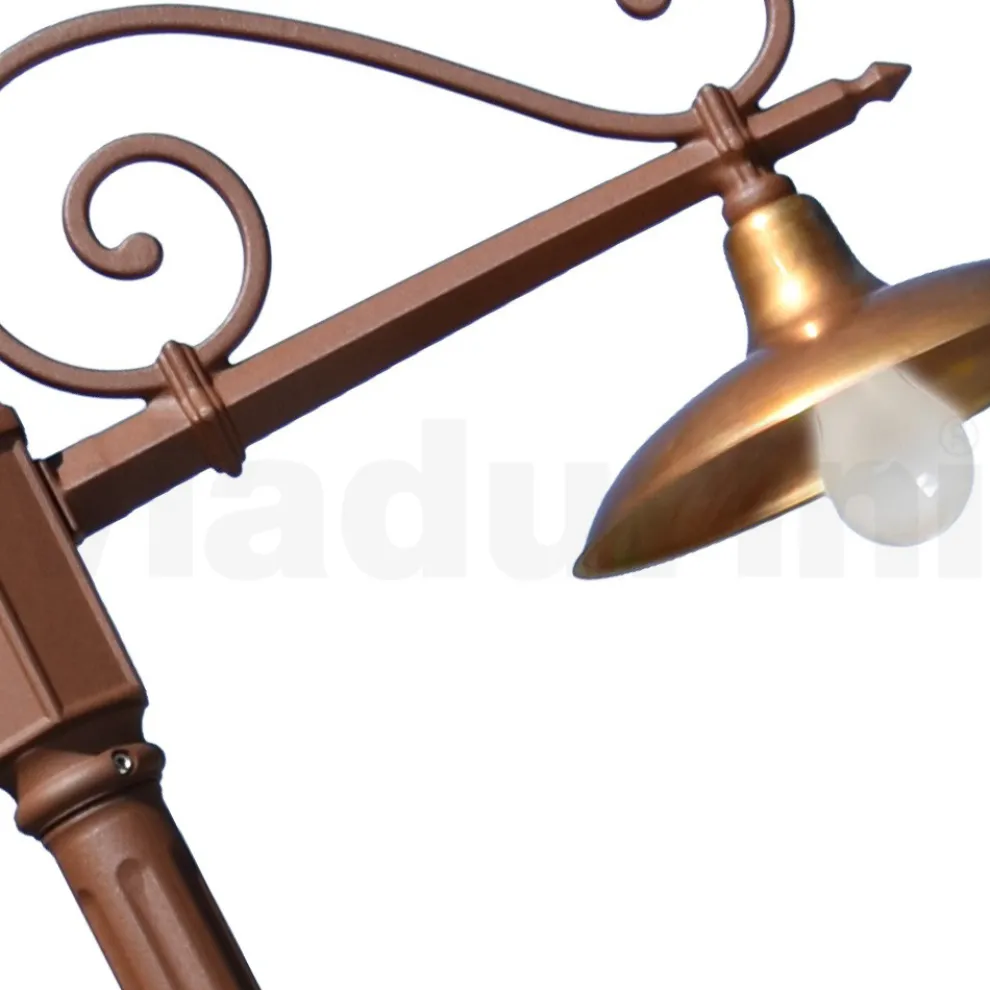 Vintage-Gartenlampe aus Aluminium und Messing, hergestellt in Italien – Adela