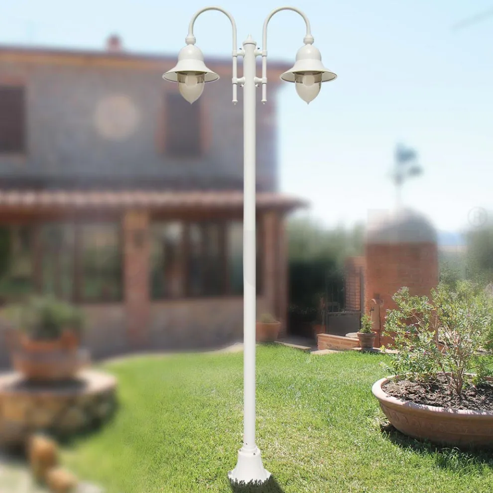 Vintage-Gartenlampe mit 2 Lichtern aus Aluminium, hergestellt in Italien – Cassandra