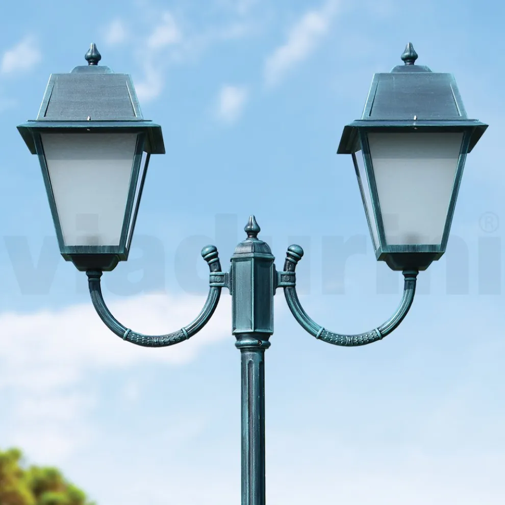 Vintage-Laternenpfahl mit 2 Lichtern aus Aluminium und Glas, hergestellt in Italien – Doroty