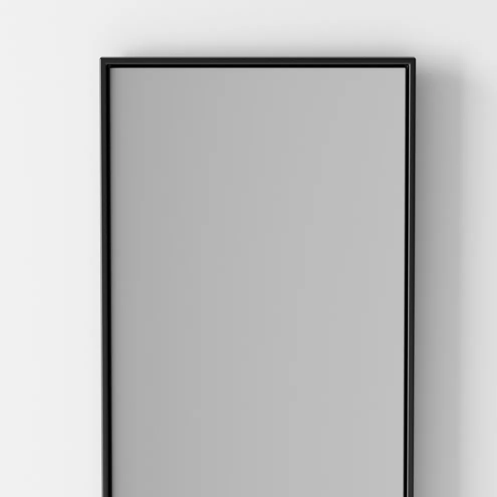 Von hinten beleuchteter rechteckiger Wandspiegel mit schwarzem Rahmen, hergestellt in Italien – Riflessi