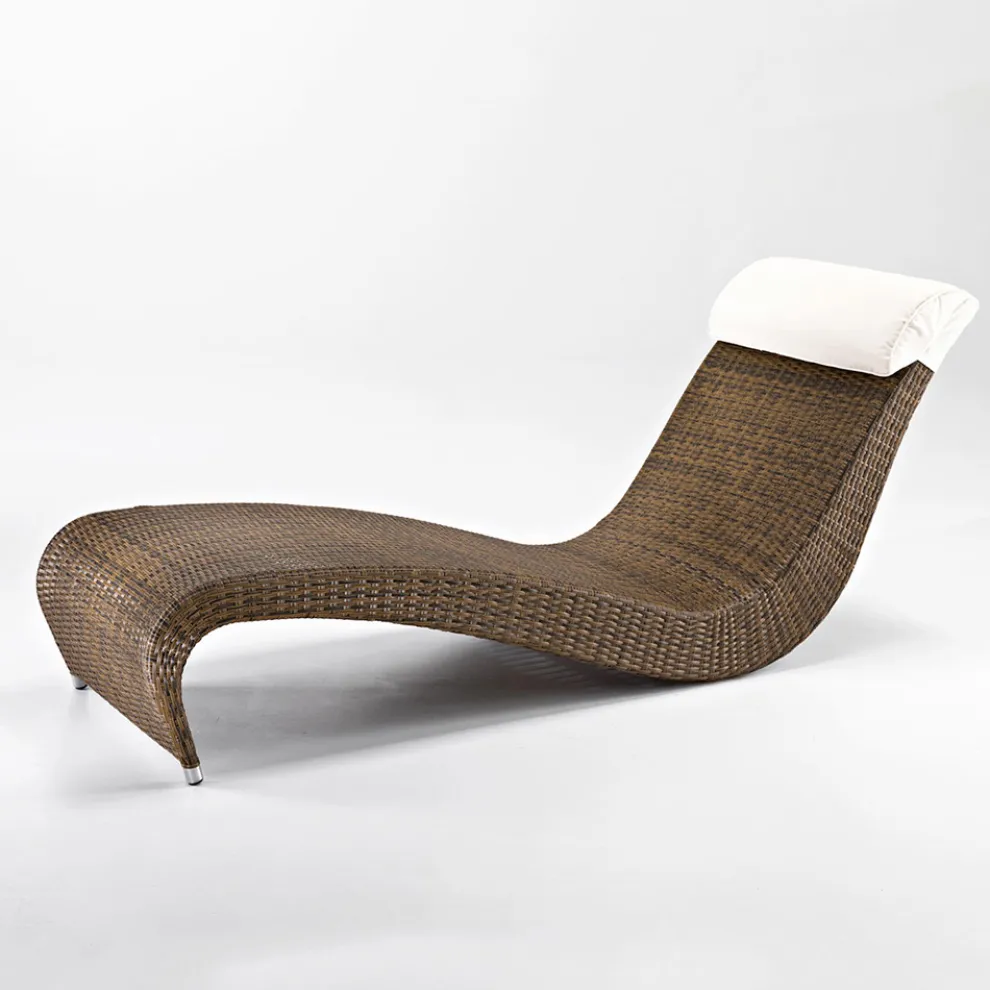 Polyrattan-Gartenliege mit Kopfstützenkissen – Viserys