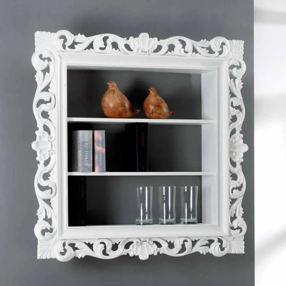 Wandboard weiß mit 3 Einlegeböden ornamentreicher Rahmen Daran