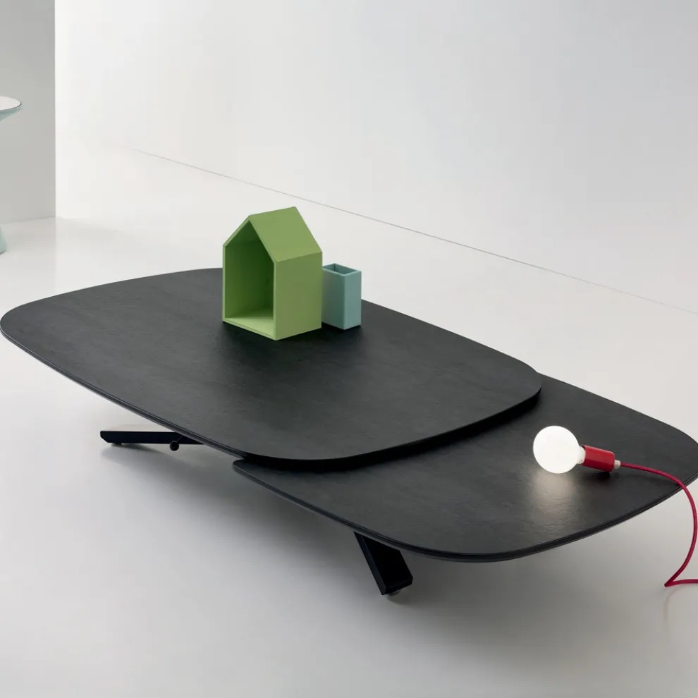 Wandelbarer ausziehbarer Couchtisch aus Metall und Keramik - Gioacco