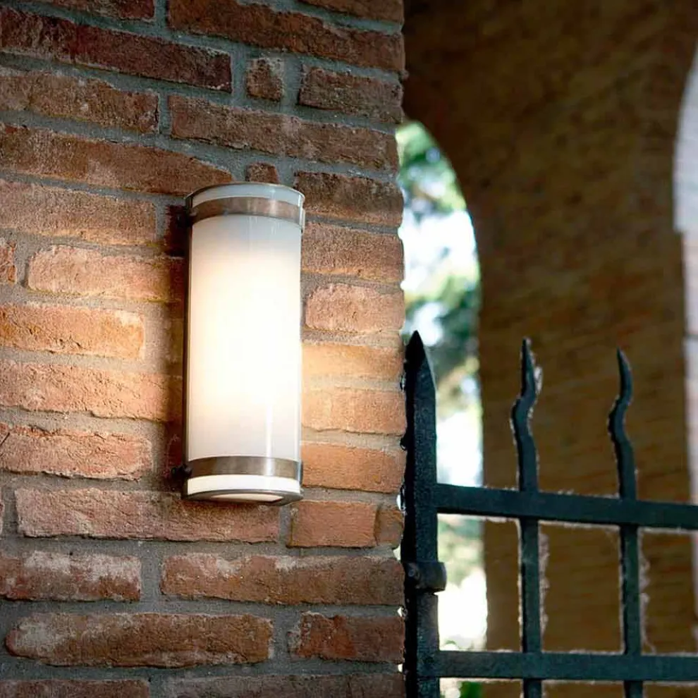 Wandlampe aus Messing und Methacrylat weiß von Aldo Bernardi