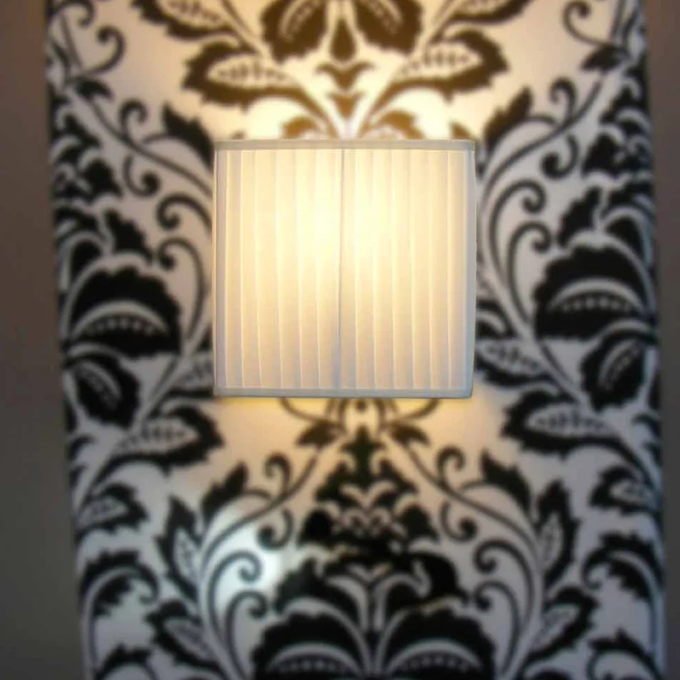 Wandlampe aus Seide in modernem Design Bamboo