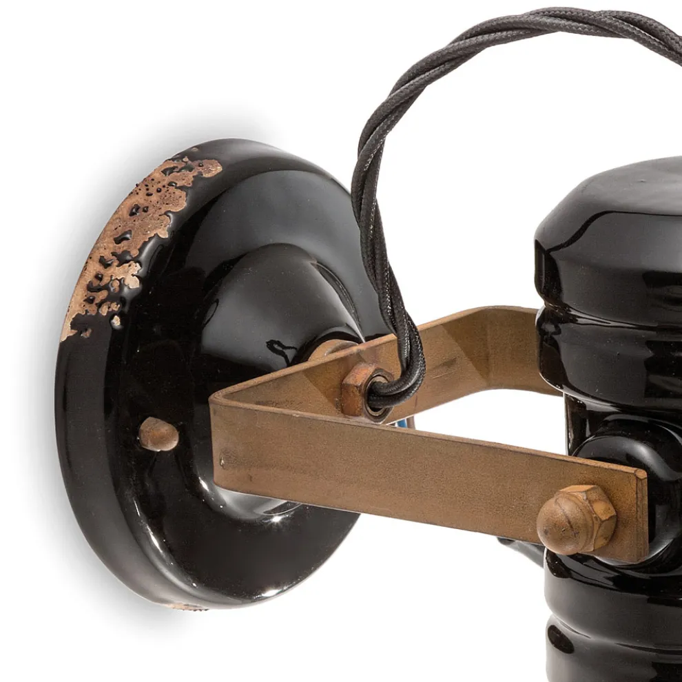 Wandleuchte aus Eisen und industrieller handgefertigter Keramik - Urban