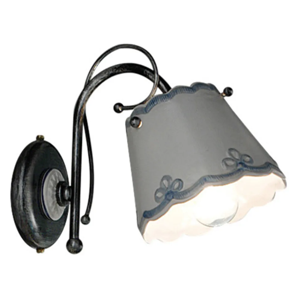 Wandleuchte aus Eisen und Keramik mit handgemaltem Stickereieffekt - Ravenna