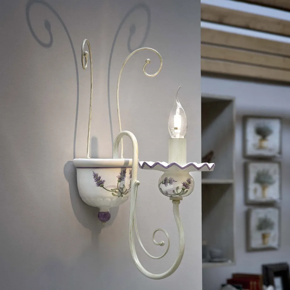 Wandleuchte aus handbemalter Keramik und lackiertem Messing - Sanremo