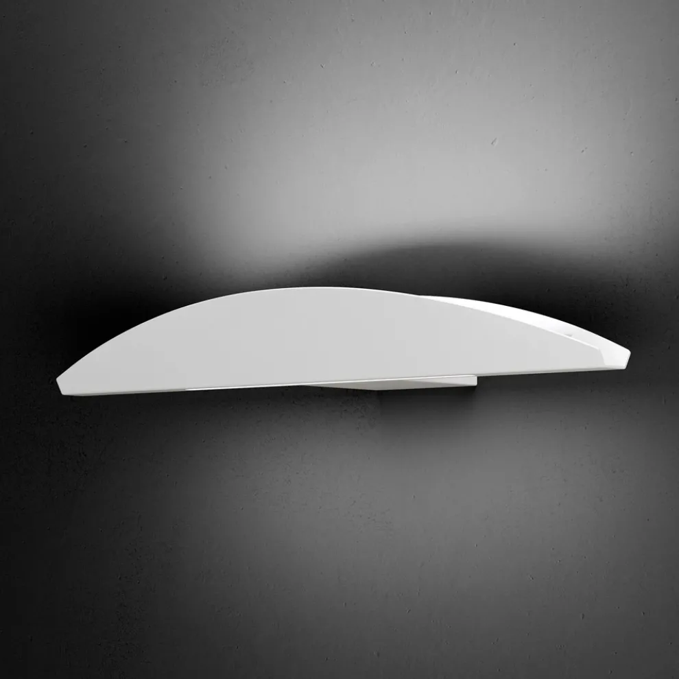 Wandleuchte aus recycelbarem Aluminium in verschiedenen Farben - Mila