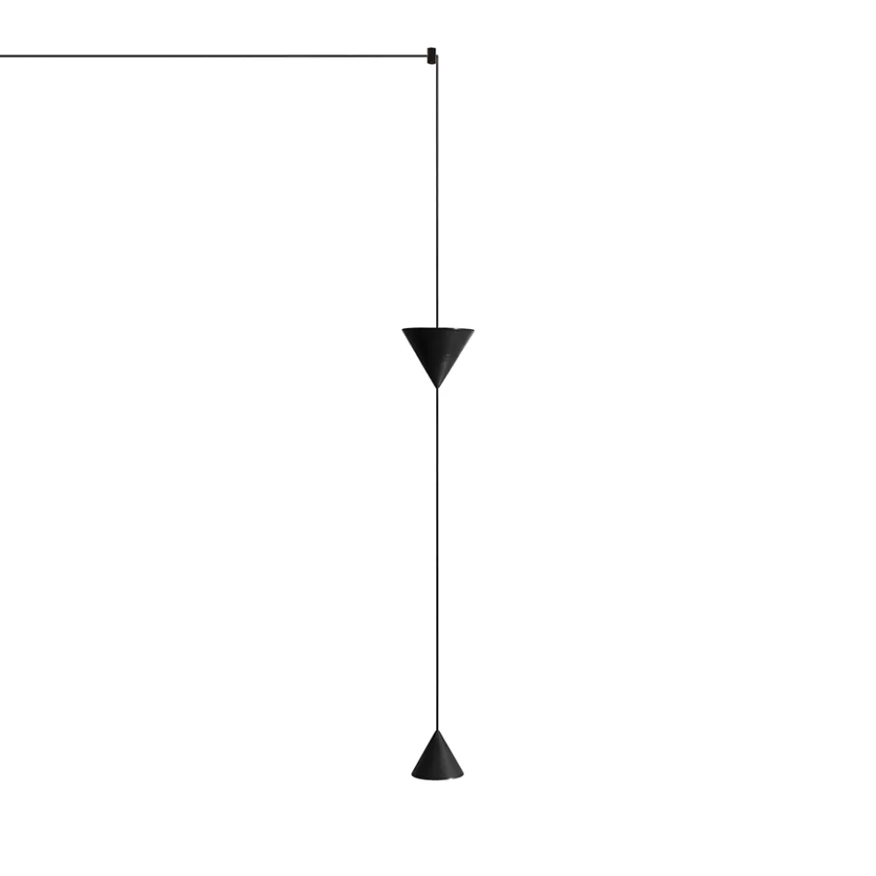 Wandleuchte aus schwarzem Aluminium und minimalistischem Doppelkegel-Design - Mercado