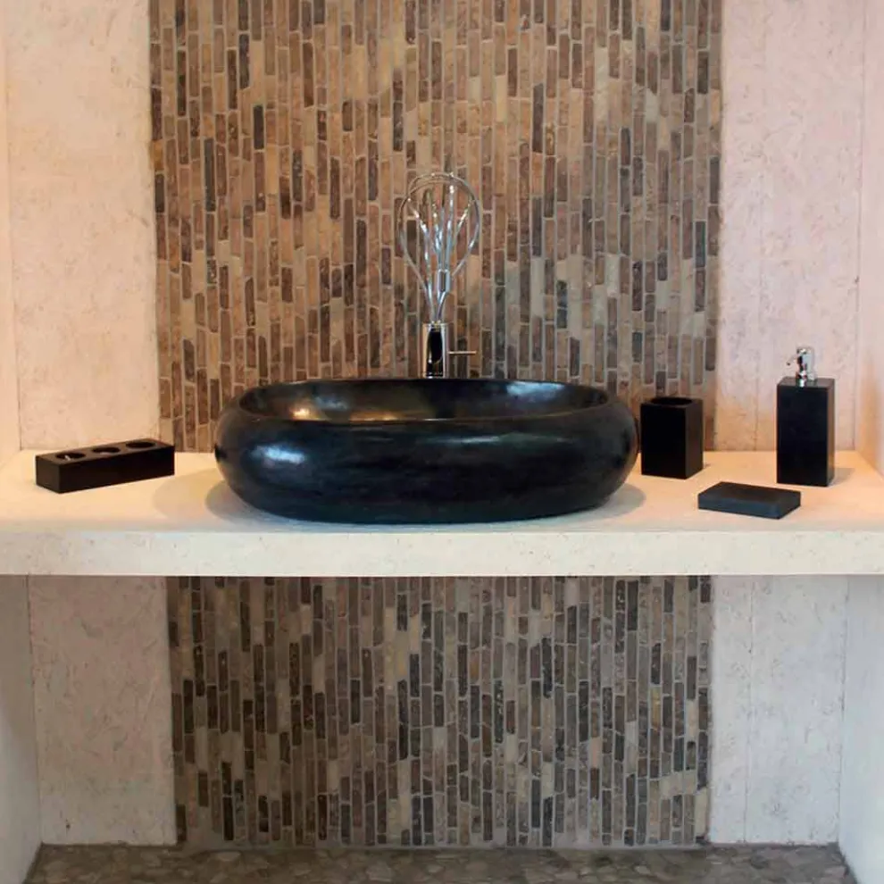 Waschbecken Aufsatzwaschbecken rund bis oval aus schwarzen Marmor Waka Design