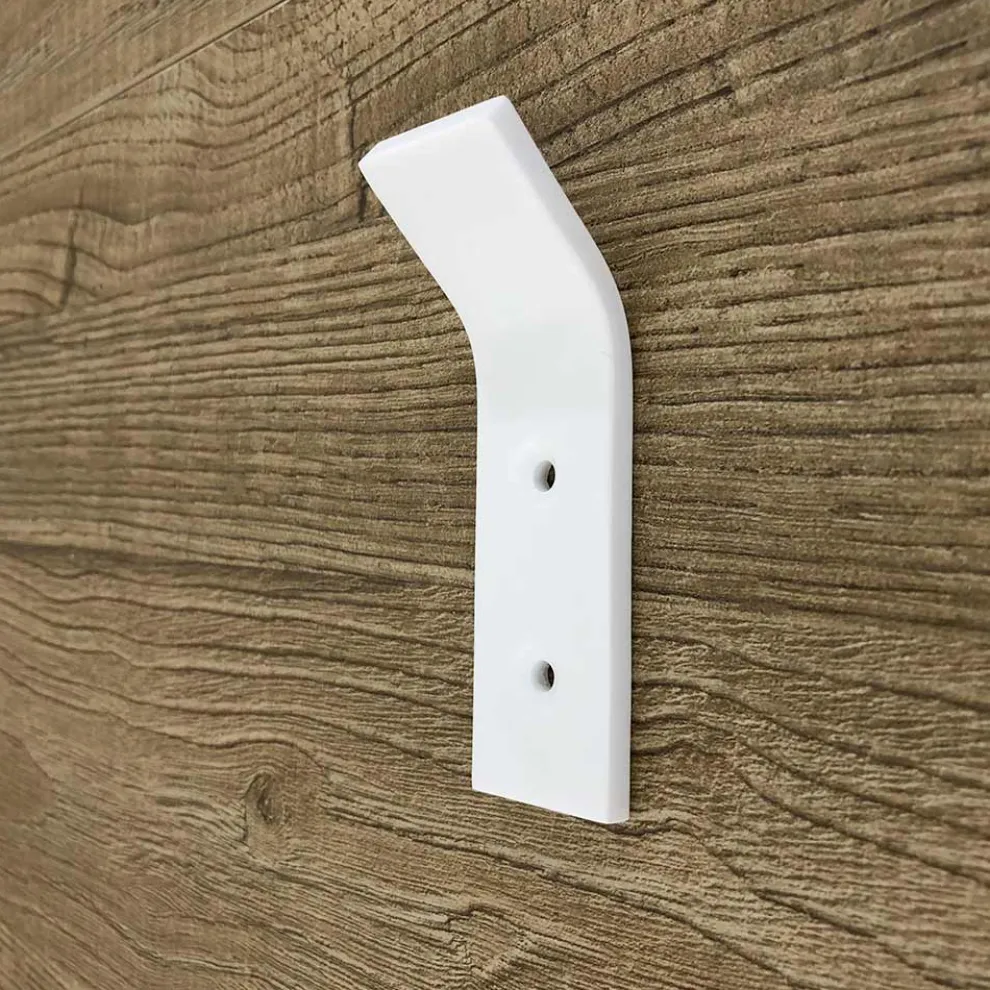 Weiße Corian Wandgarderobe mit Schrauben, 3-teiliges Design - Appiccio