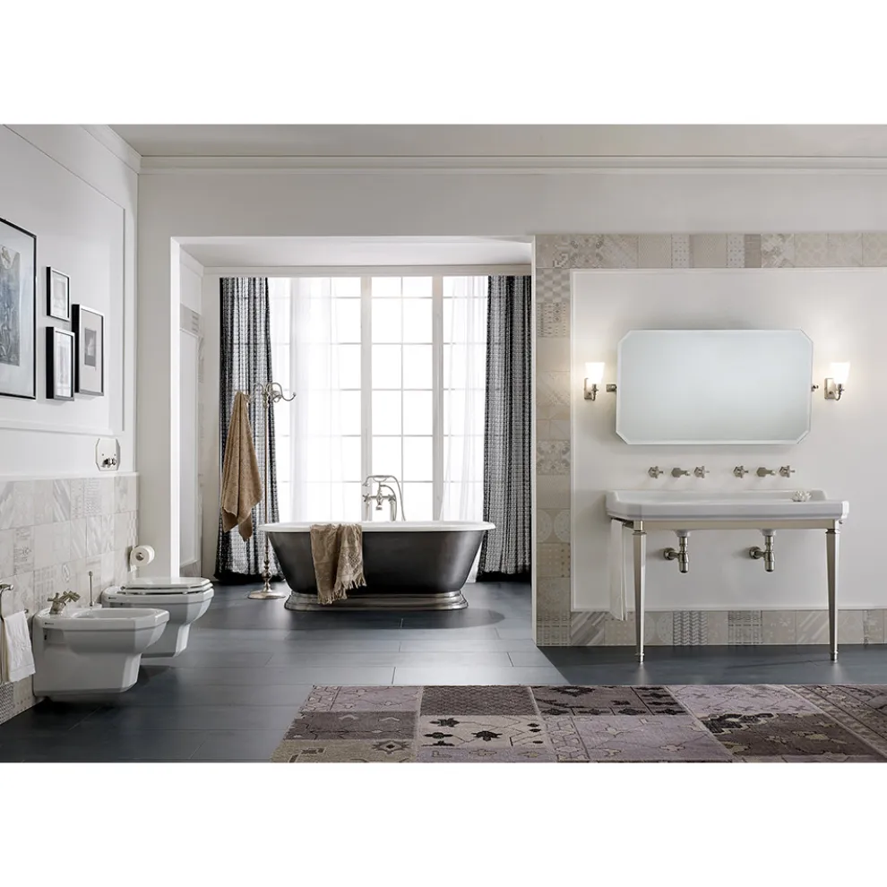 Weißes Keramik-Bidet im klassischen Stil, hergestellt in Italien - Nausica