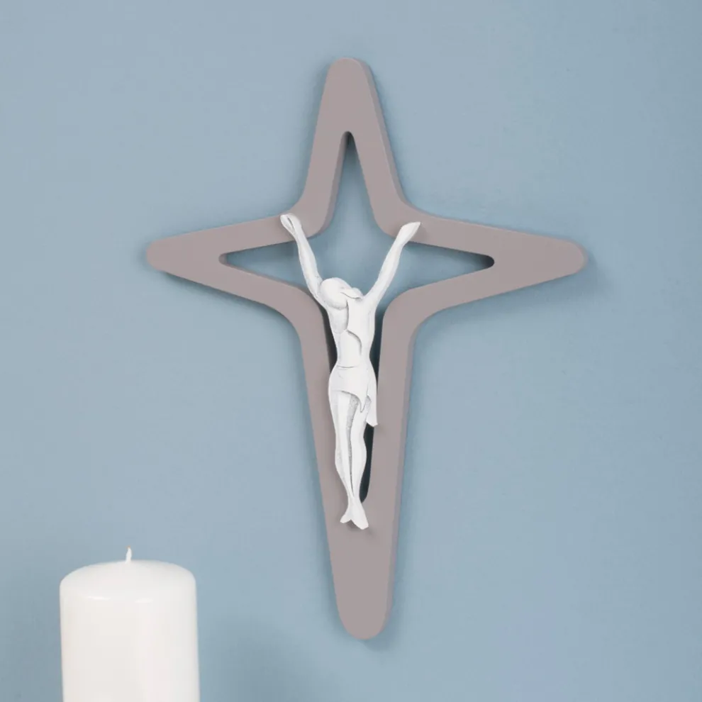 Weißes und graues Christo-Kruzifix mit Lasergravur, hergestellt in Italien – Teresa