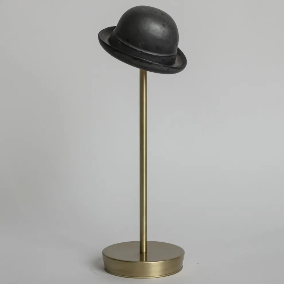 Wiederaufladbare und kippbare Tischlampe von Magnet - Bombetta