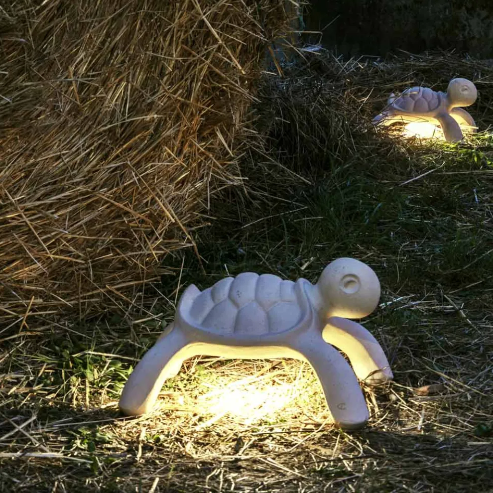 Wiederaufladbare und per Touch dimmbare Außenlampe - Schildkröte