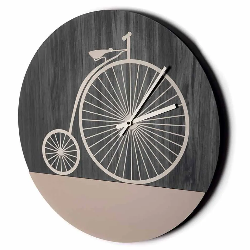 Design Wanduhr aus rundem Holz in 2 Ausführungen, Made in Italy - Byko