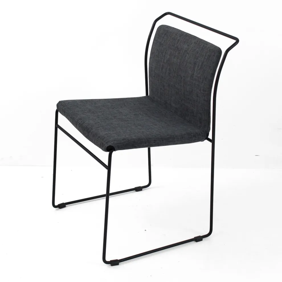 Wohnzimmerstuhl aus Stoff und lackiert Made in Italy - Uralia